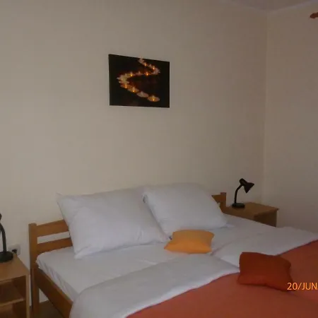Apartman Katuri Апартаменты